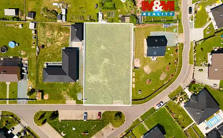 Prodej stavebního pozemku 1 370 m², Načešice, okres Chrudim