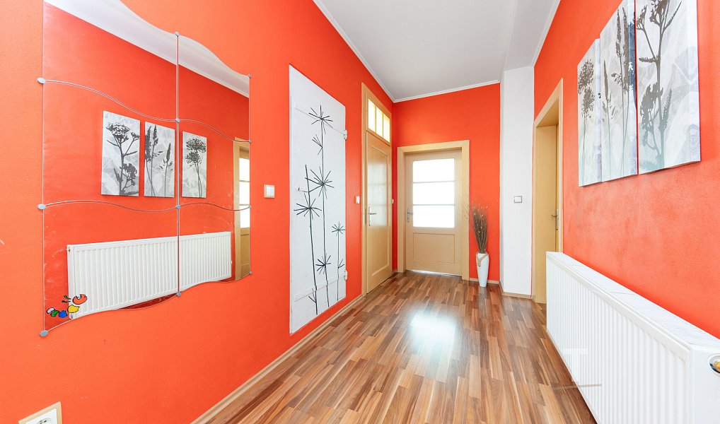 Prodej domu 245 m² s pozemkem 1 569 m², Miroslav – náhled fotky 13