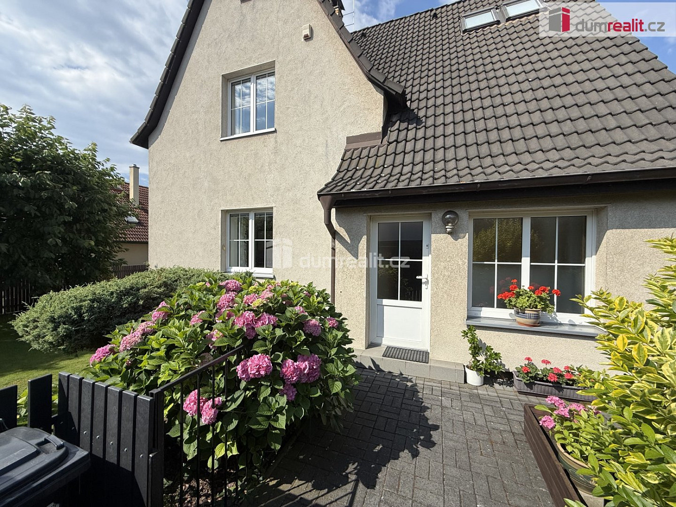 Prodej domu 120 m² s pozemkem 591 m²