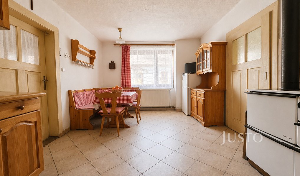 Prodej domu 174 m² s pozemkem 963 m², Kváskovice – náhled fotky 9