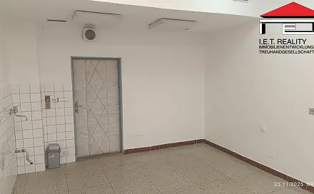 Pronájem komerčního objektu (jiného typu) 42 m², Sokolská třída, Ostrava - Moravská Ostrava