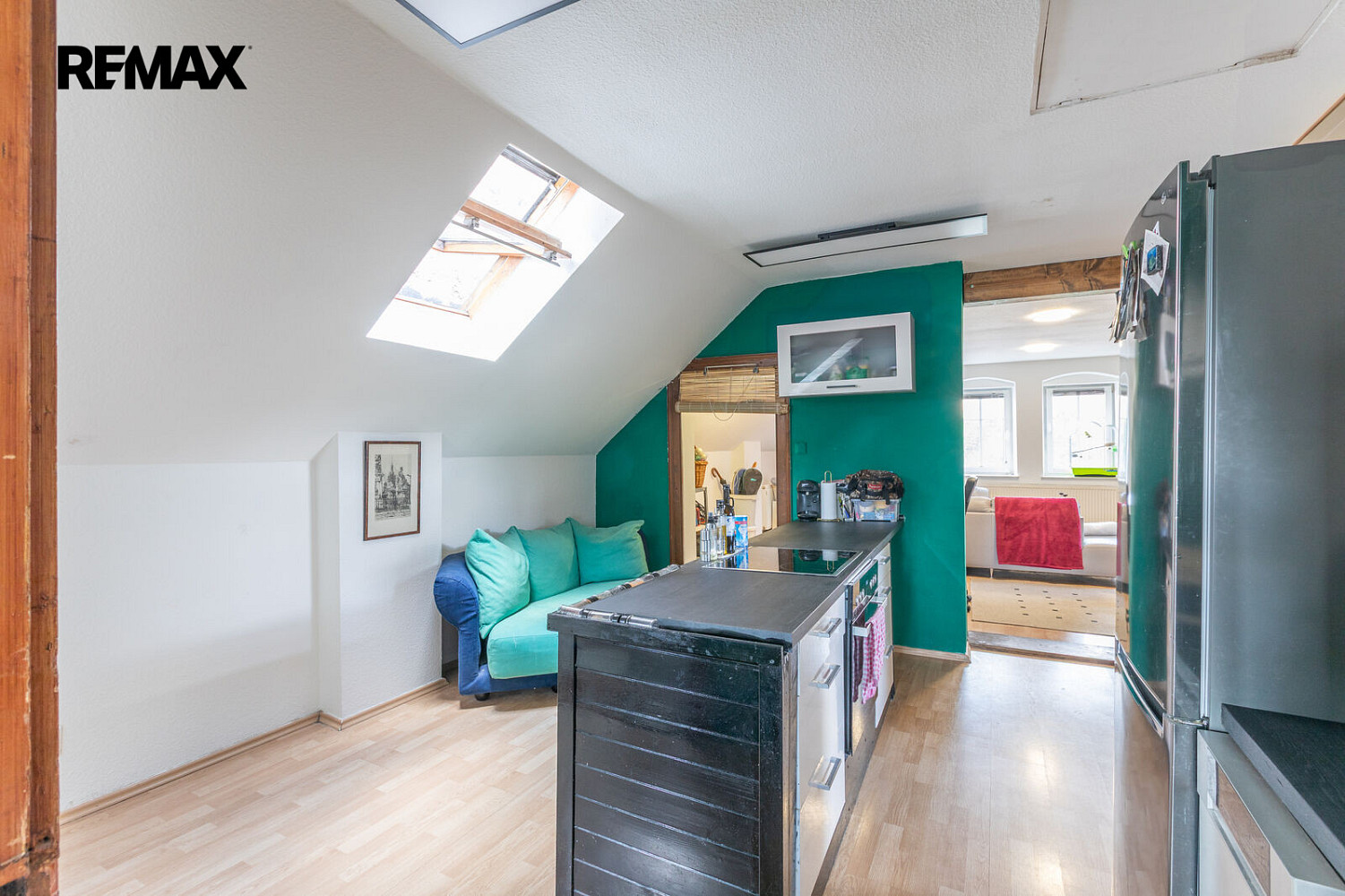 Pronájem bytu 4+kk 78 m² – fotografie 3