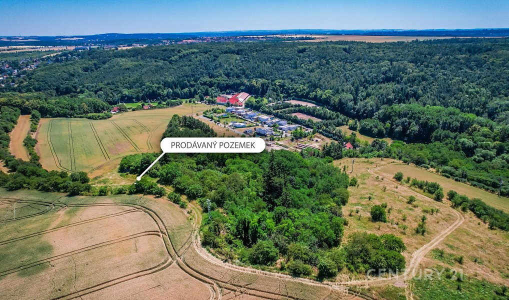 Prodej pole 1 495 m², Statenice – fotka 1 z 13