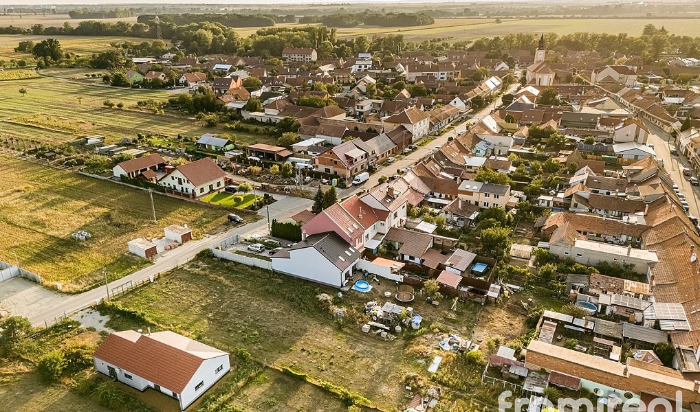 Prodej stavebního pozemku 500 m², Opatovice – fotka 1 z 10