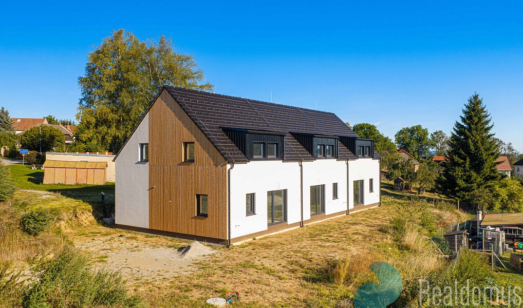 Prodej domu 115 m² s pozemkem 322 m², Světlík – náhled fotky 2