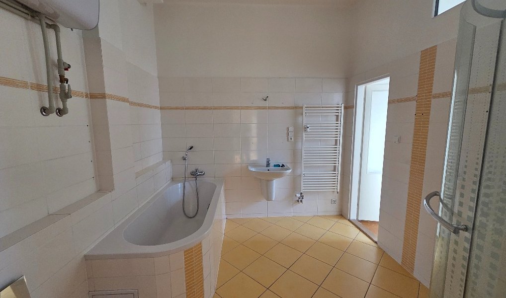 Pronájem bytu 4+1 136 m², Ostrava – náhled fotky 6