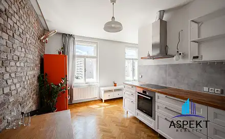Pronájem bytu 2+kk 71 m²