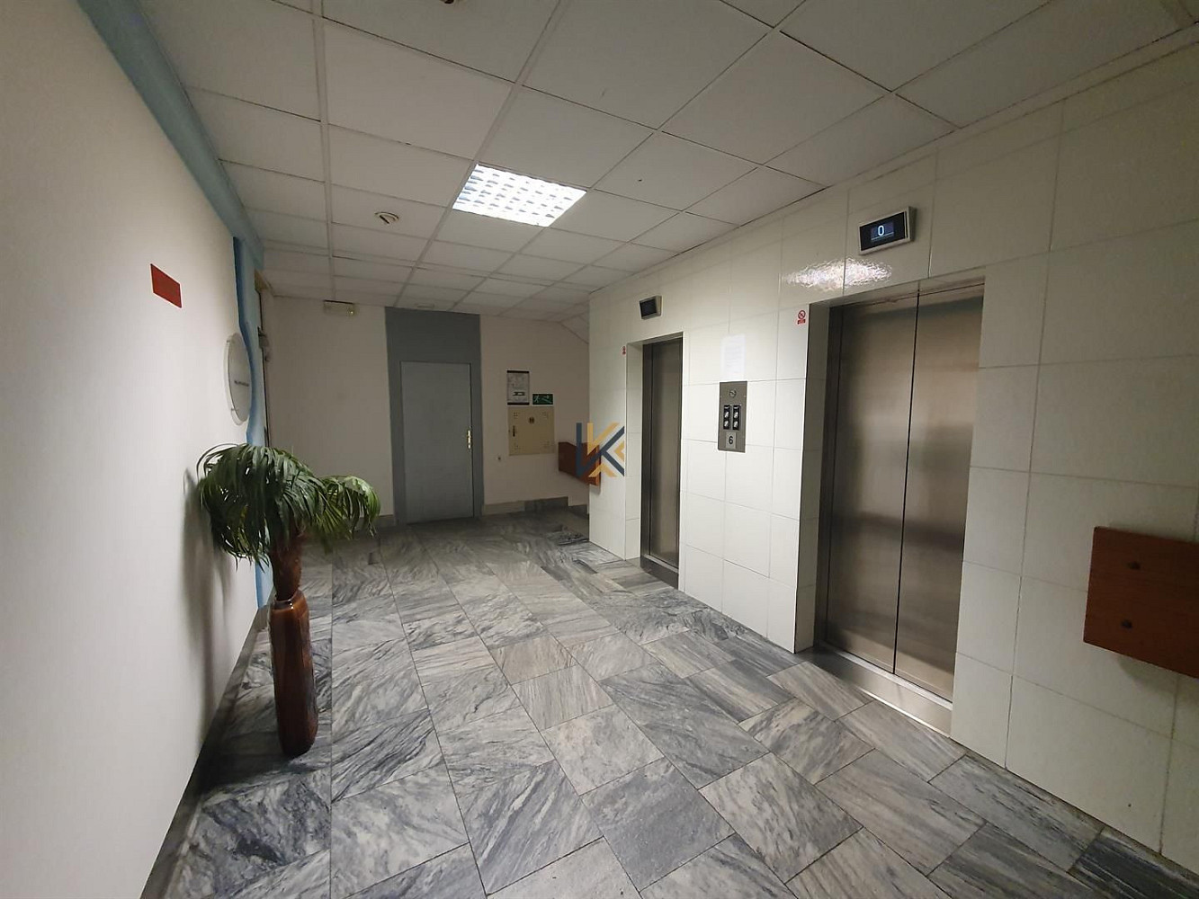 Pronájem kanceláře 50 m² — photo 2