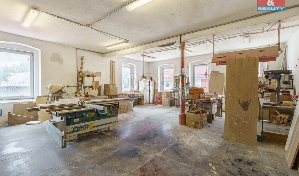 Prodej výrobních prostor 2 100 m², Karlovy Vary – náhled fotky 6