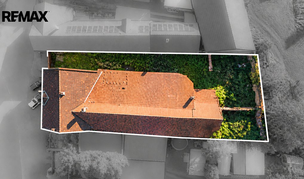 Prodej domu 350 m² s pozemkem 892 m², Tišice – náhled fotky 4
