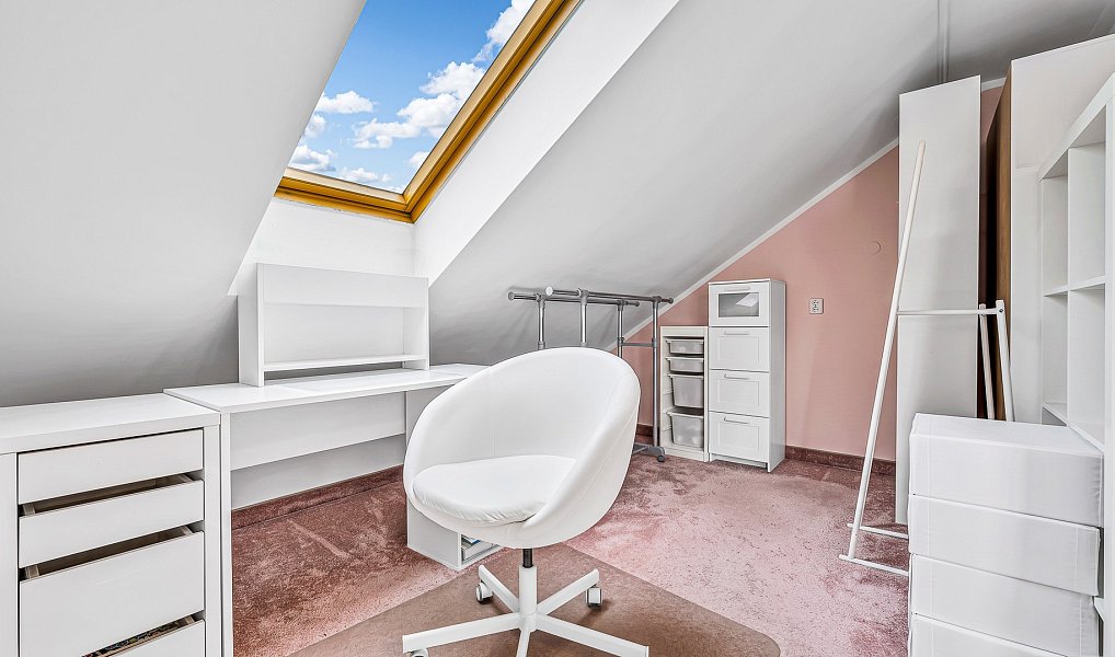Prodej domu 850 m² s pozemkem 1 600 m², Nový Bor – náhled fotky 33