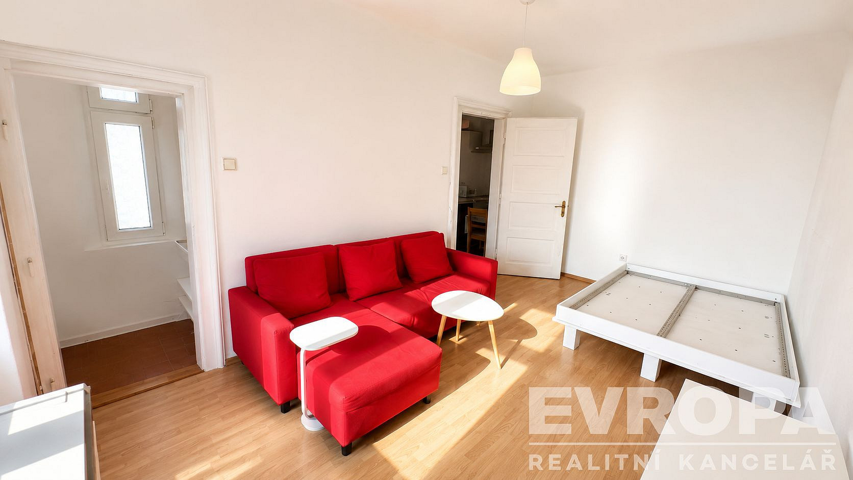 Prodej bytu 1+kk 30 m² — photo 2