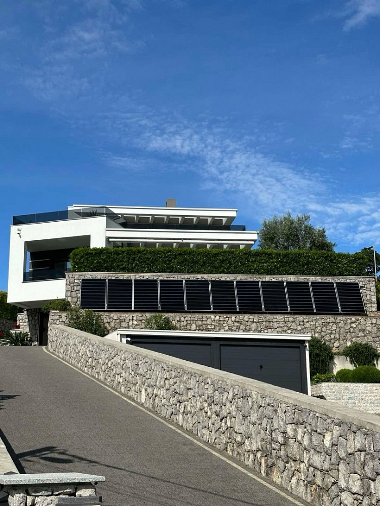 Prodej domu 330 m² s pozemkem 550 m²