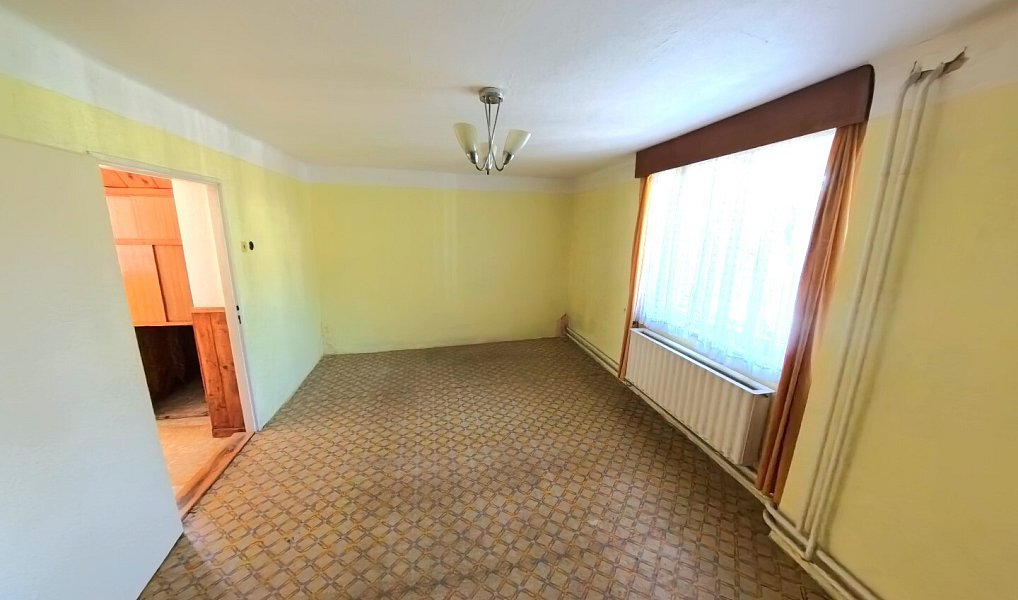 Prodej domu 215 m² s pozemkem 360 m², Rovensko pod Troskami – náhled fotky 17