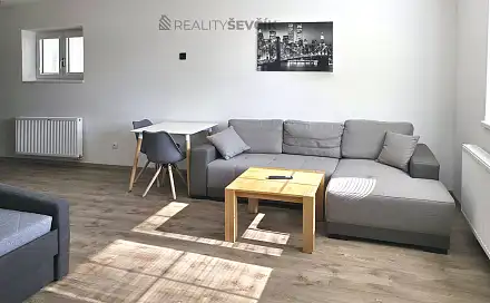 Pronájem bytu 2+kk 52 m²