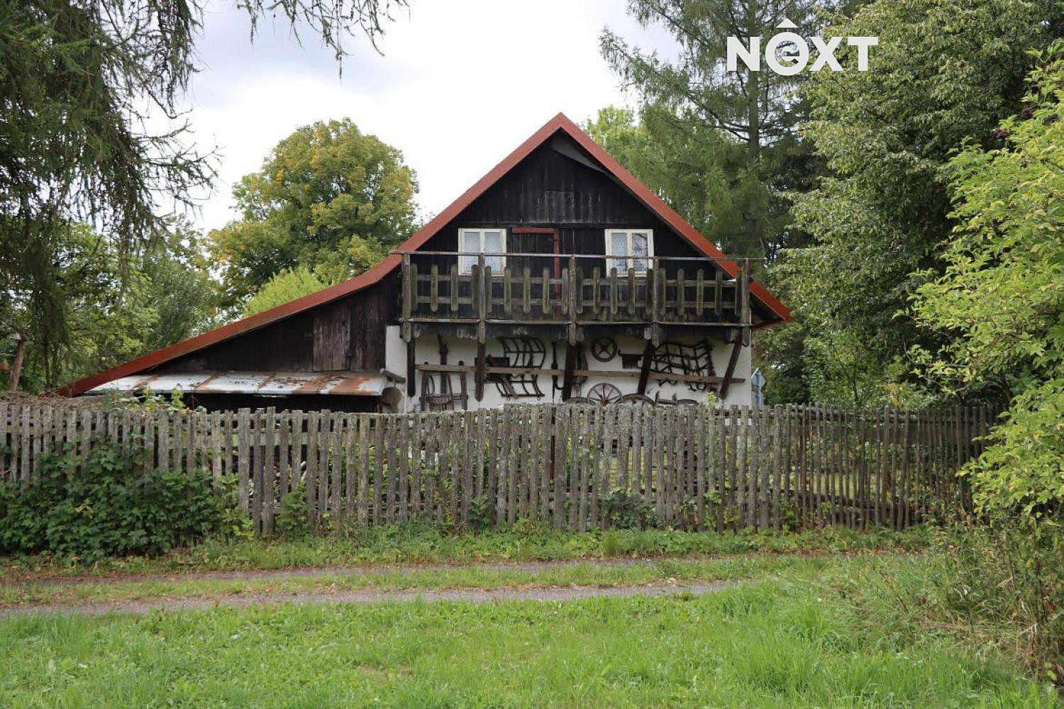 Prodej domu 180 m² s pozemkem 660 m² – fotografie 2