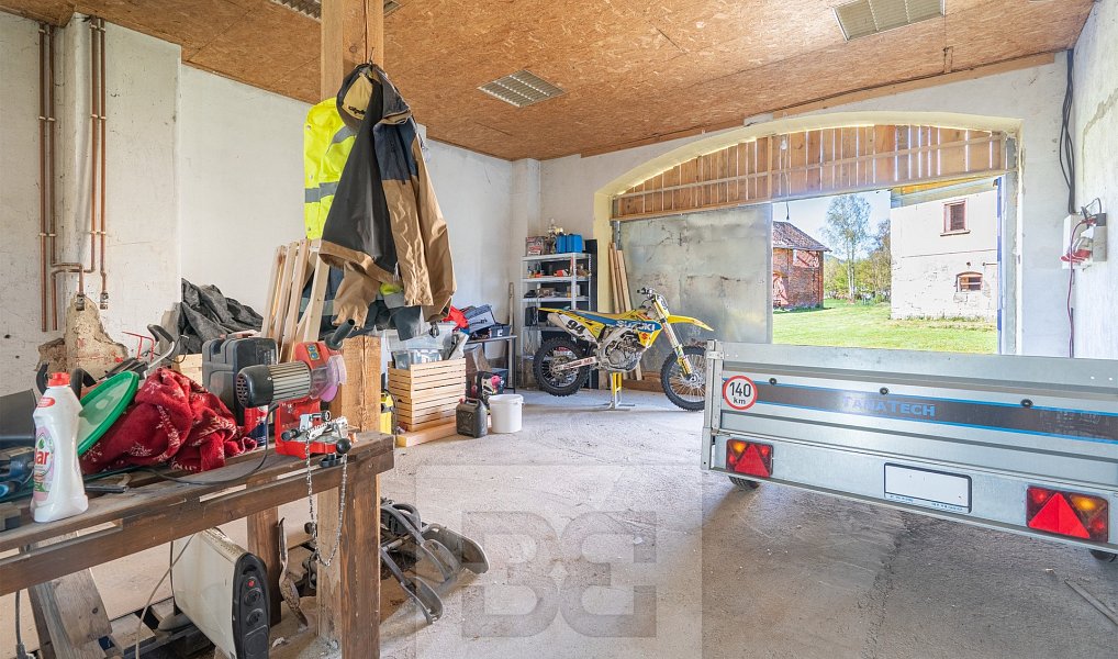 Prodej domu 197 m² s pozemkem 20 632 m², Cvikov – náhled fotky 25