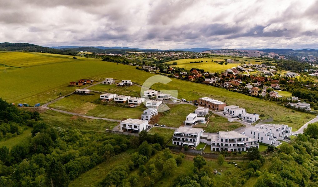 Prodej domu 178 m² s pozemkem 192 m², Zlín – náhled fotky 35