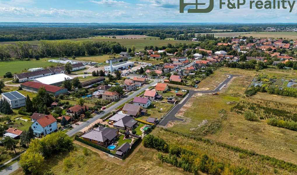 Prodej zahrady 640 m², Opolany – náhled fotky 13