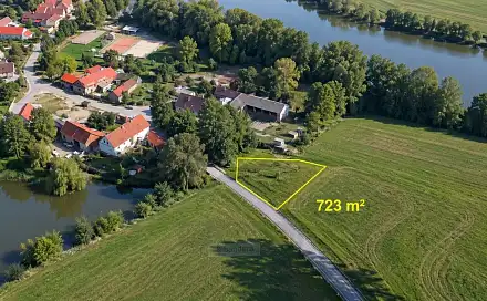 Prodej zahrady 723 m², Dubné - Třebín, okres České Budějovice