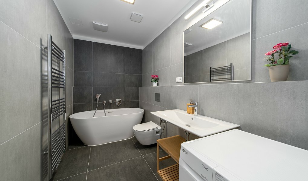 Prodej bytu 4+kk 144 m², Praha – náhled fotky 10