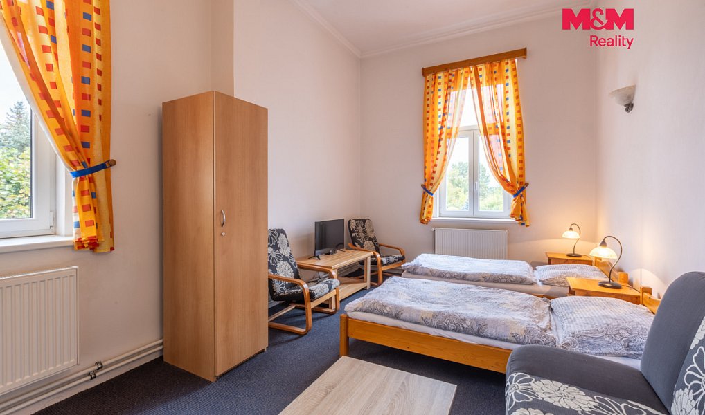Prodej ubytovacího objektu 750 m², Úštěk – náhled fotky 13