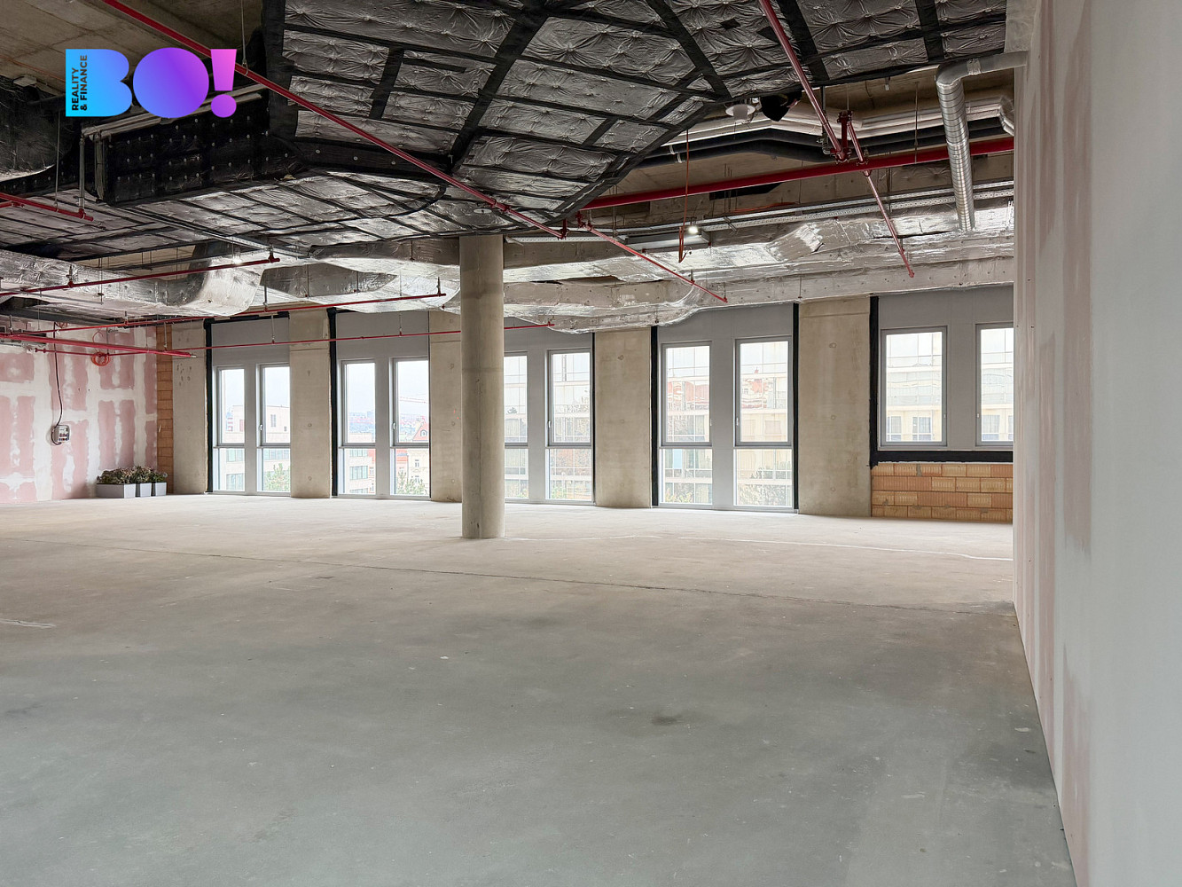 Pronájem komerčního objektu (jiného typu) 375 m² – pohled 3