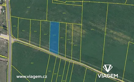 Prodej pole 386 m², Bechlín, okres Litoměřice