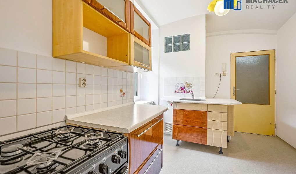 Pronájem bytu 1+1 33 m², Dubí – náhled fotky 7
