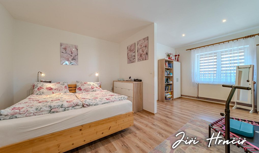 Prodej domu 127 m² s pozemkem 2 842 m², Úněšov – náhled fotky 12