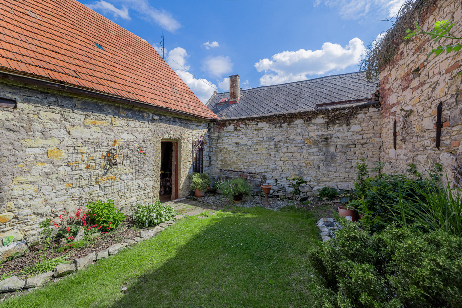 Prodej domu 163 m² s pozemkem 327 m² – fotografie 3