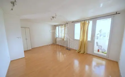 Prodej bytu 3+1 80 m², Kralupská, Brandýs nad Labem-Stará Boleslav - Brandýs nad Labem, okres Praha-východ