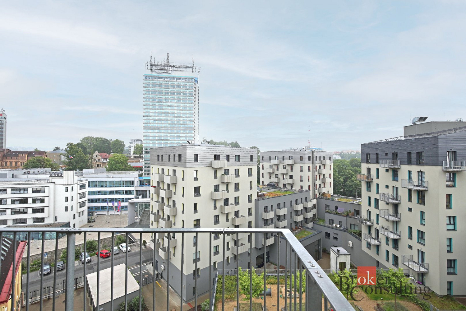 Prodej bytu 3+kk 85 m² – pohled 2