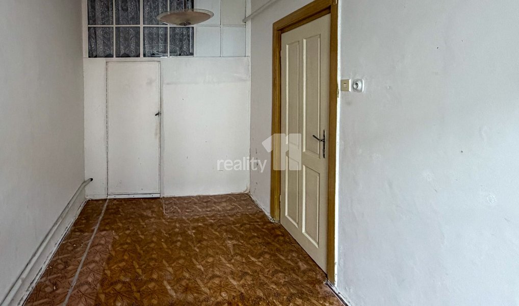Prodej domu 200 m² s pozemkem 70 m², Plzeň – náhled fotky 8