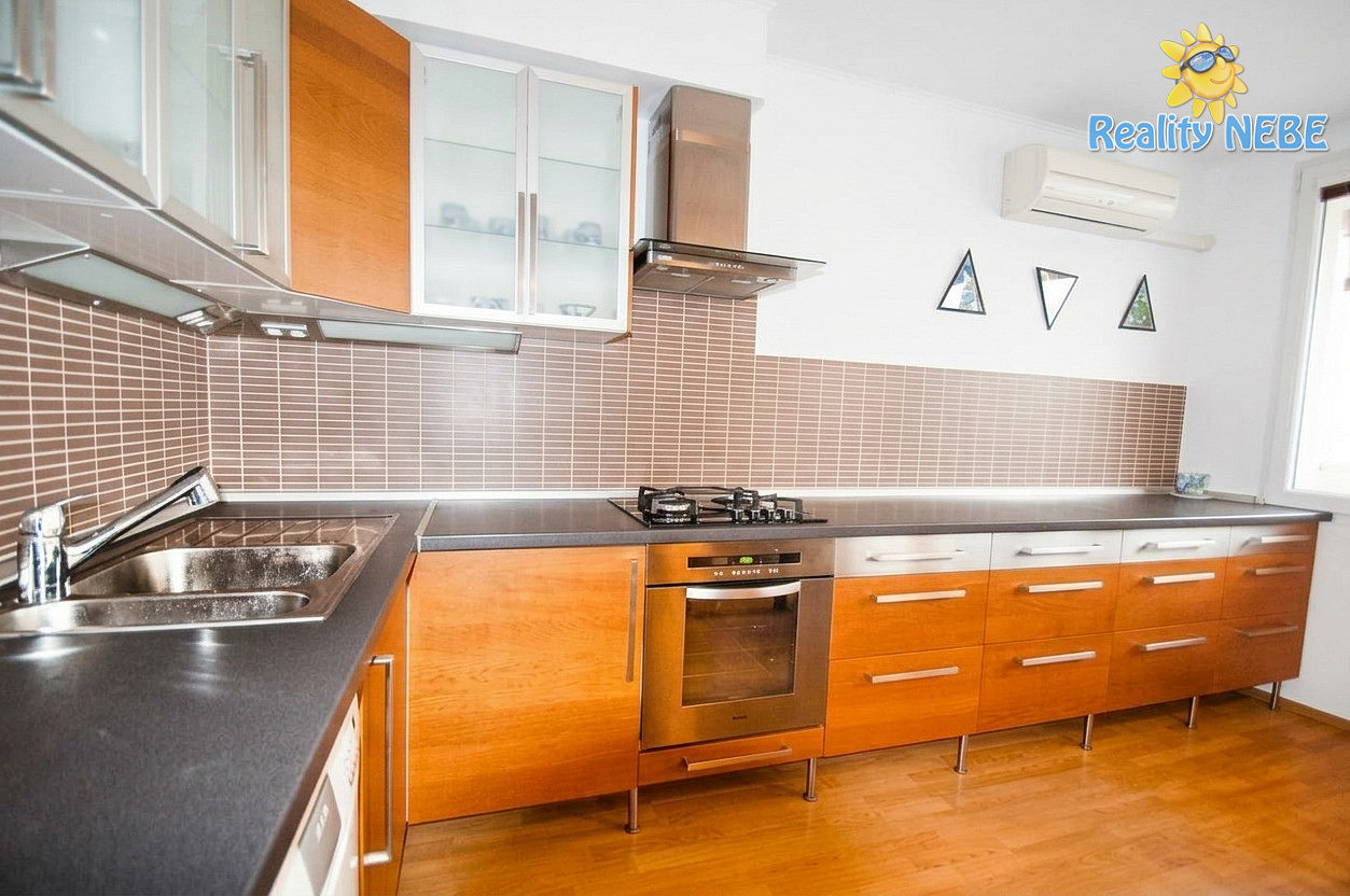 Pronájem bytu 3+kk 75 m² – fotografie 3