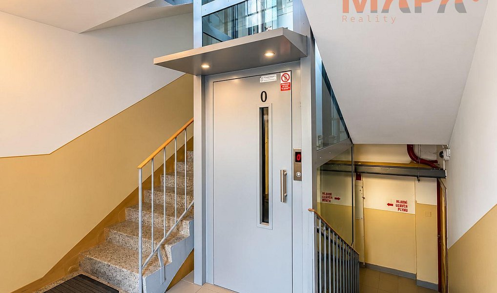 Prodej bytu 3+1 77 m², Jirkov – náhled fotky 11
