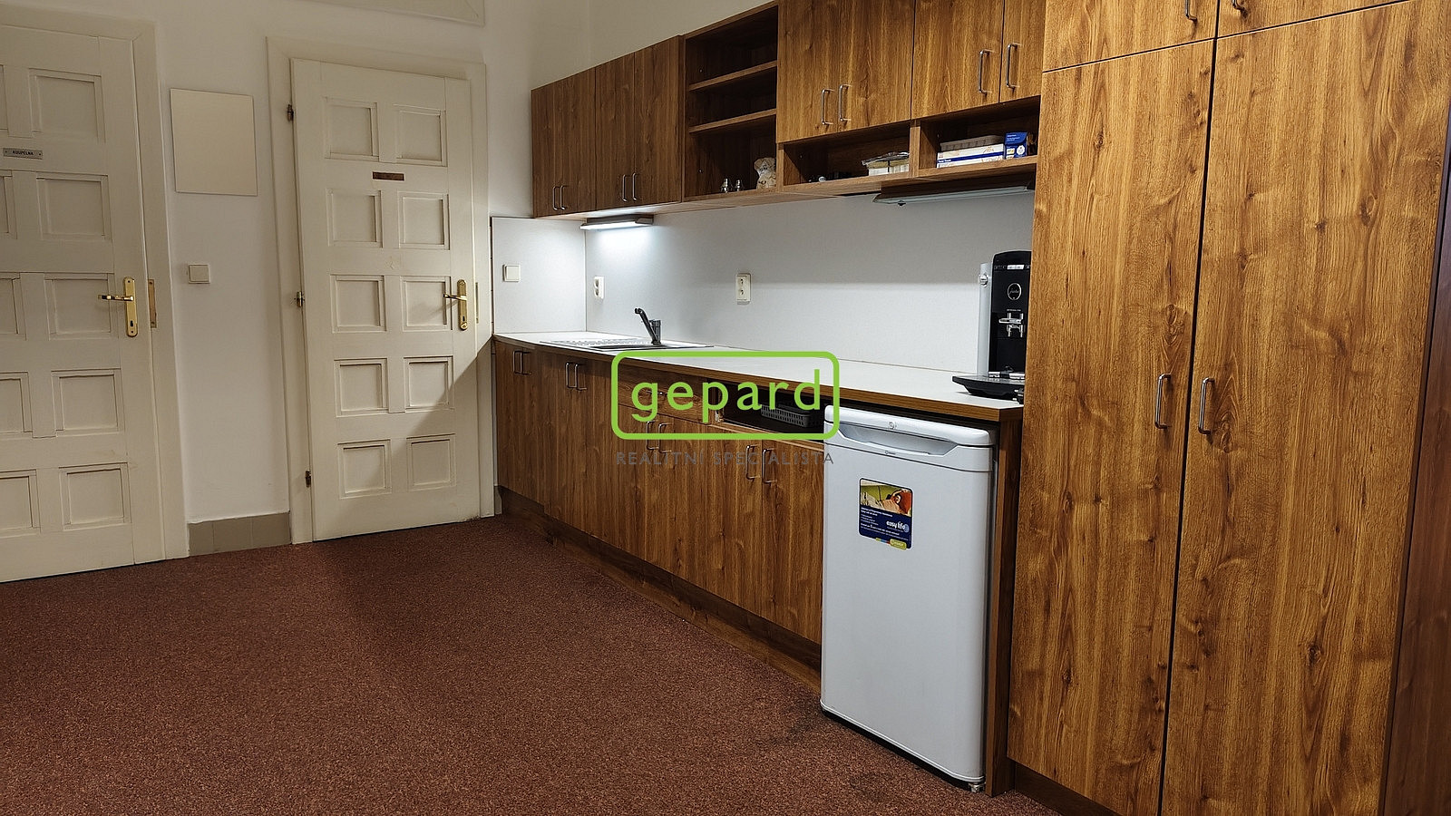 Pronájem kanceláře 39 m² — photo 4