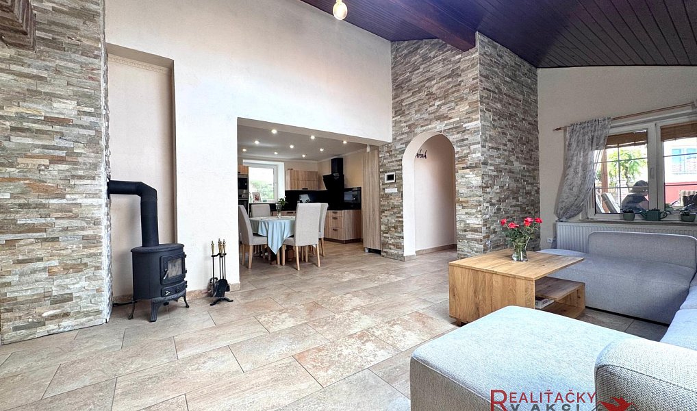 Prodej domu 152 m² s pozemkem 223 m², Zaječí – náhled fotky 3