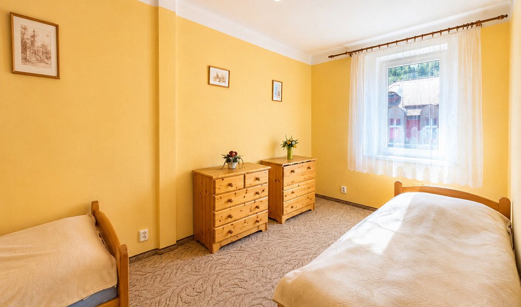 Prodej bytu 2+1 67 m², Karlovy Vary – náhled fotky 13