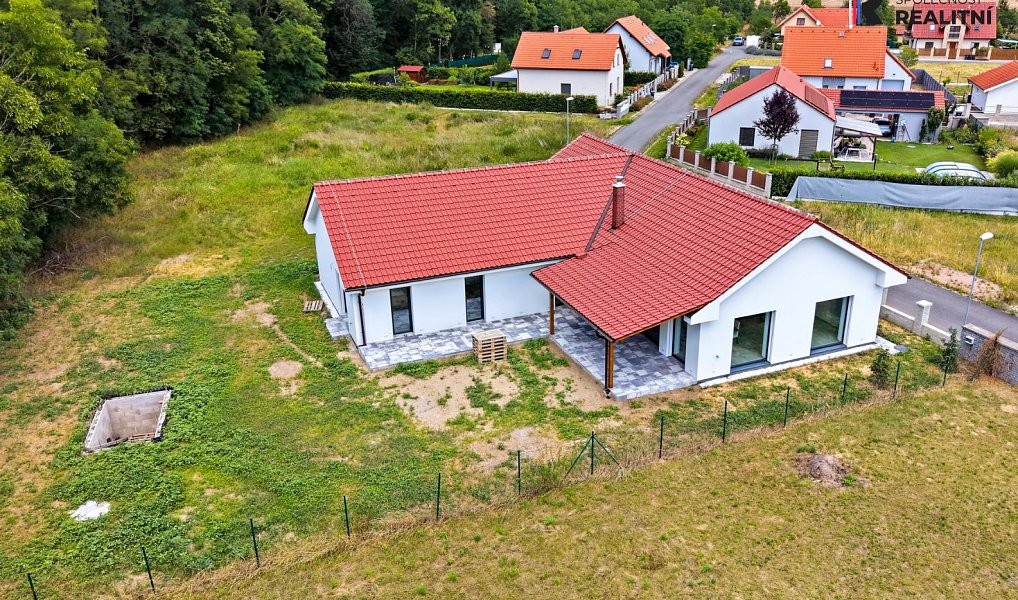 Prodej domu 200 m² s pozemkem 900 m², Veltrusy – náhled fotky 29