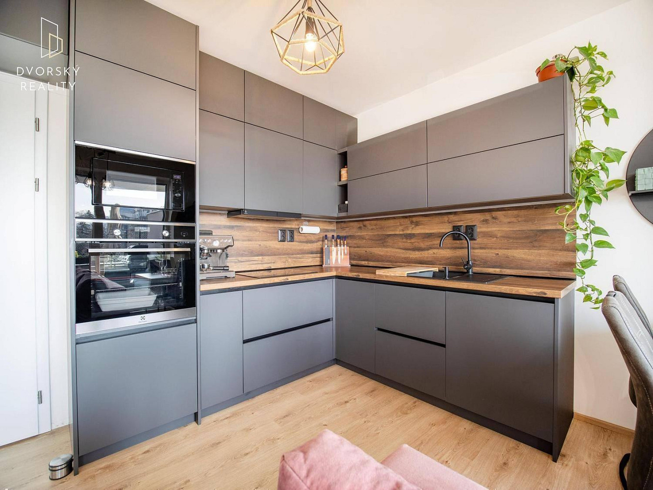 Prodej bytu 3+kk 106 m² – fotografie 4