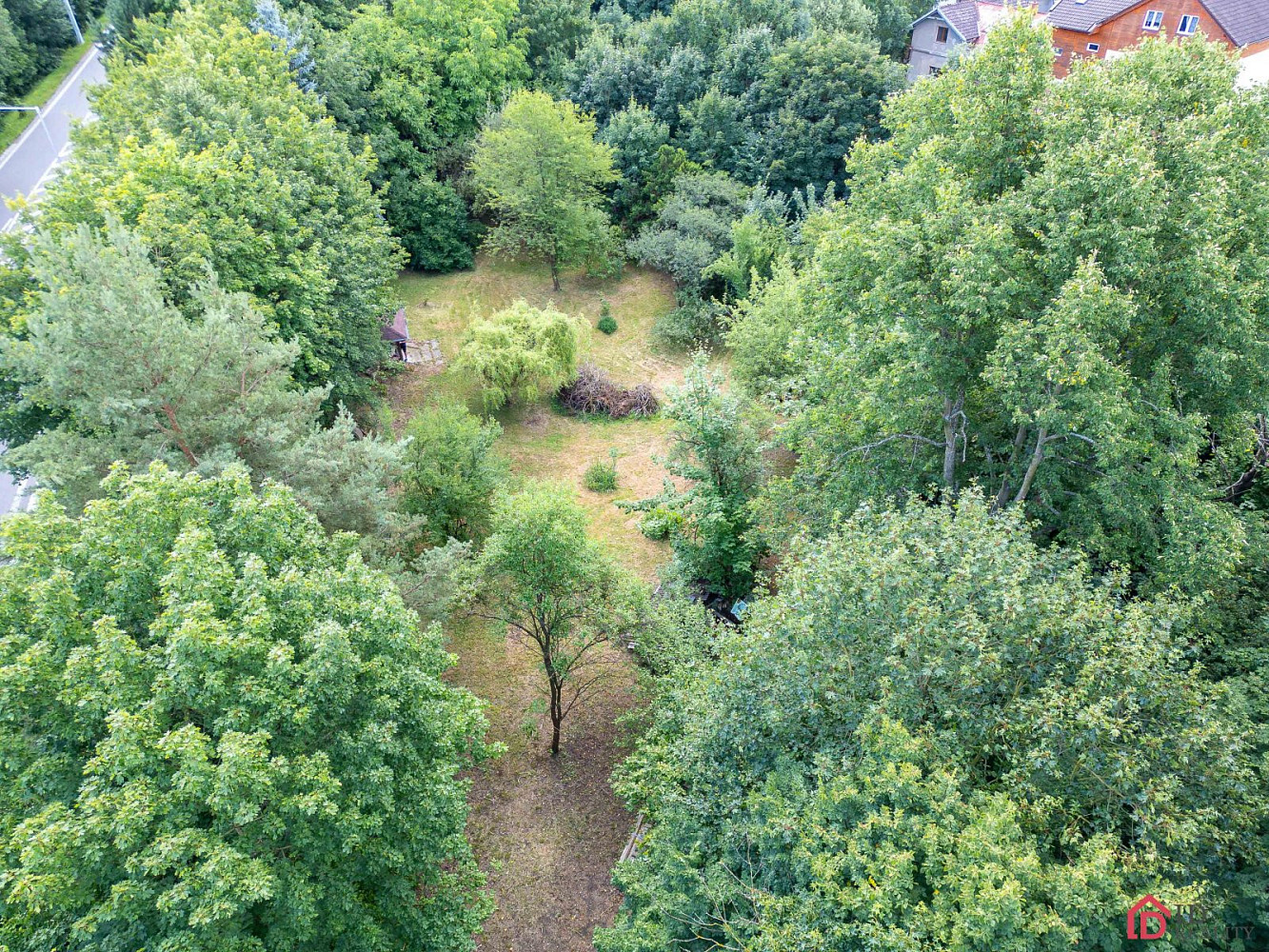 Prodej stavebního pozemku 1 825 m² – fotografie 4