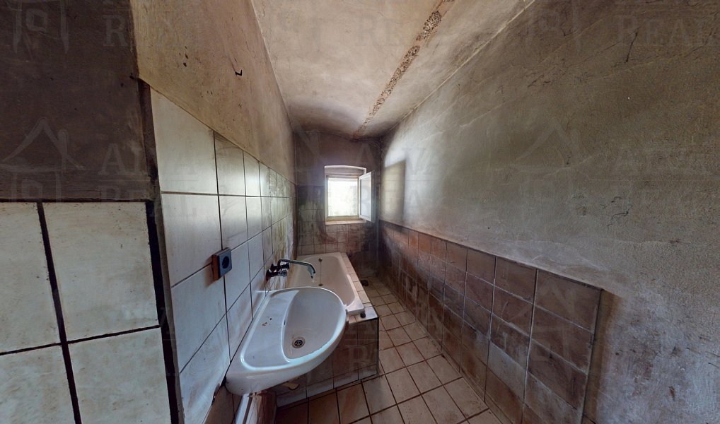 Prodej domu 370 m² s pozemkem 843 m², Stavěšice – náhled fotky 14