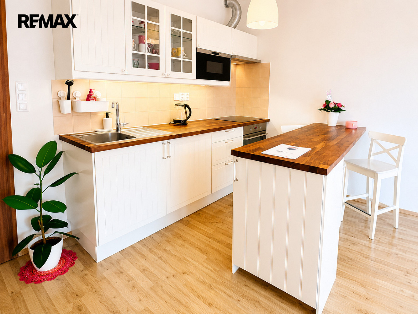 Pronájem bytu 1+kk 33 m² – pohled 3
