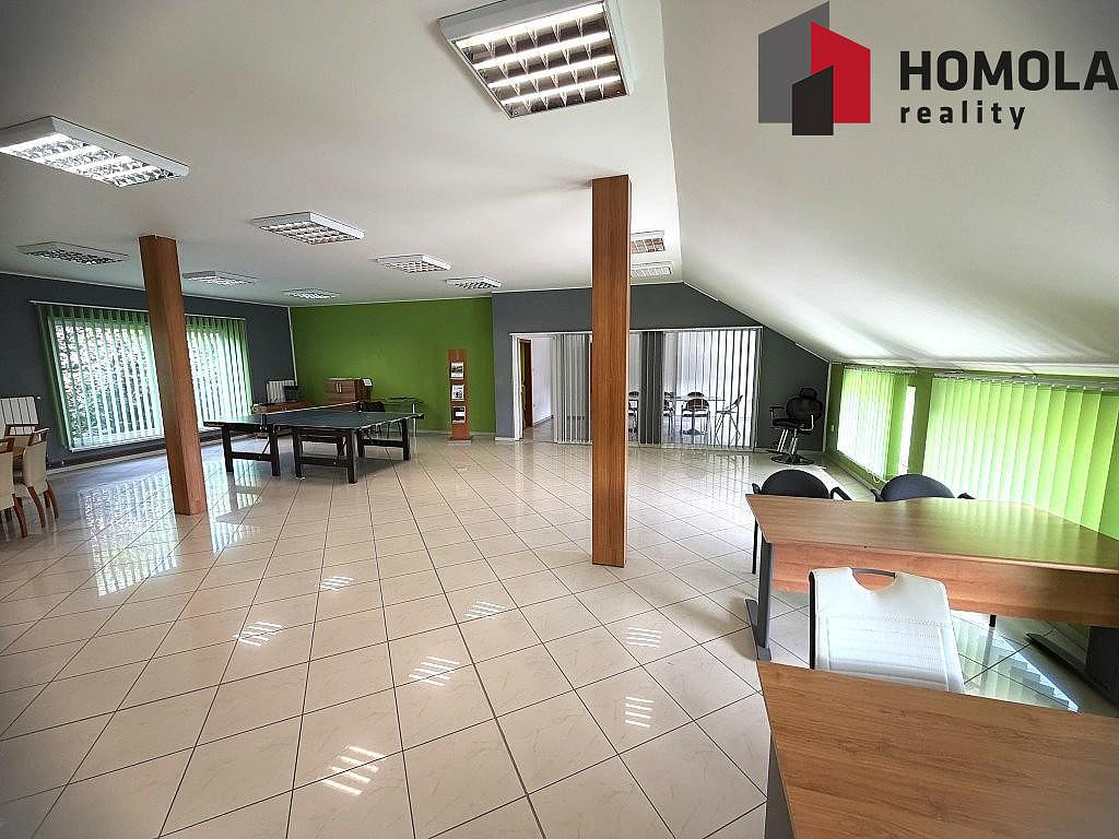 Pronájem kanceláře 96 m² — photo 2