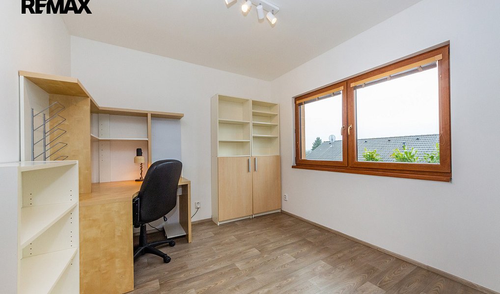 Prodej domu 112 m² s pozemkem 1 325 m², Soběhrdy – náhled fotky 17
