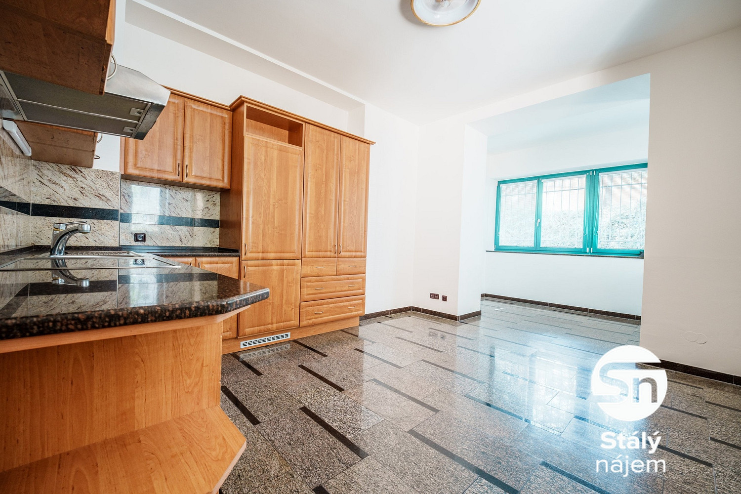 Pronájem bytu 1+kk 35 m² – fotografie 3