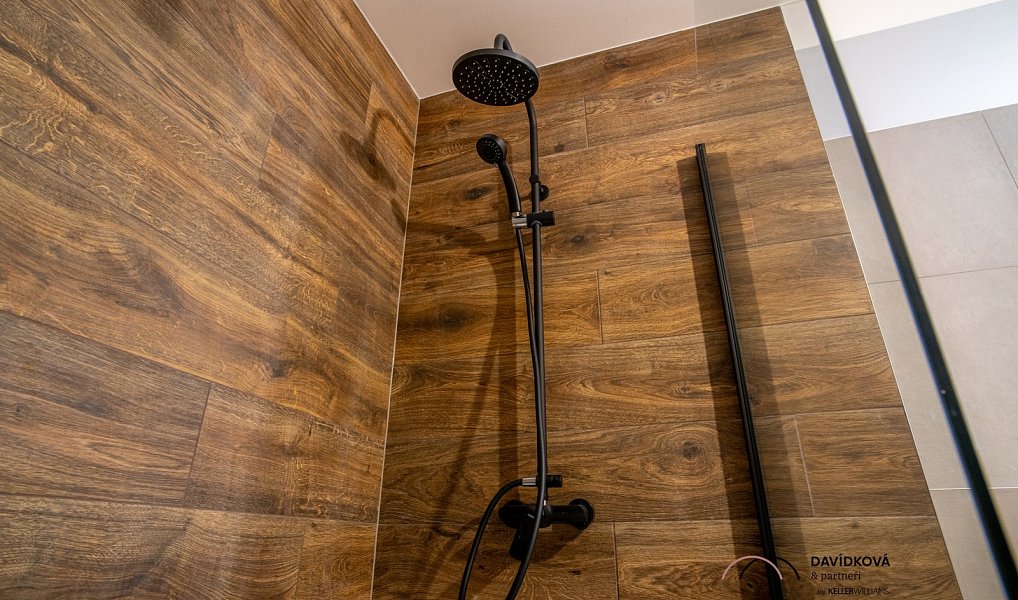 Prodej bytu 2+kk 49 m², Železná Ruda – náhled fotky 2