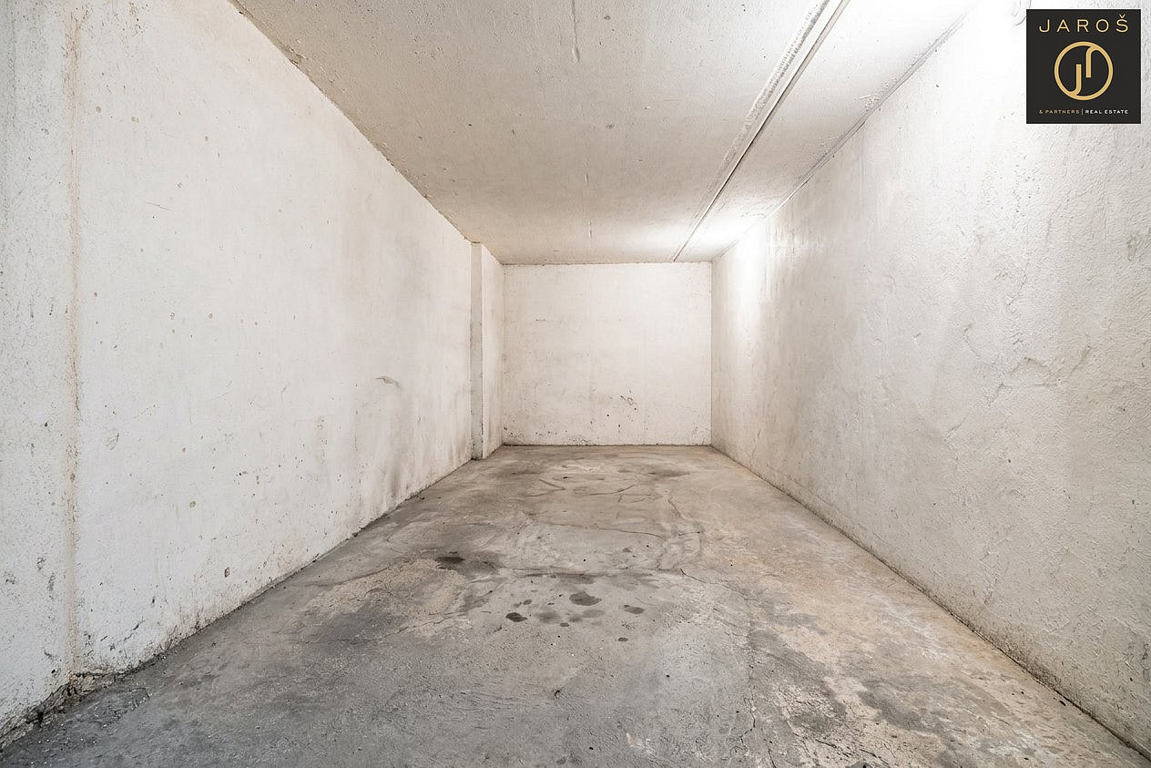 Prodej zděné garáže kladno - kročehlavy, ul. u bellevue (u gdm) — photo 3