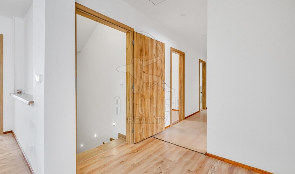 Prodej bytu 5+kk 104 m², Kněžmost – náhled fotky 12
